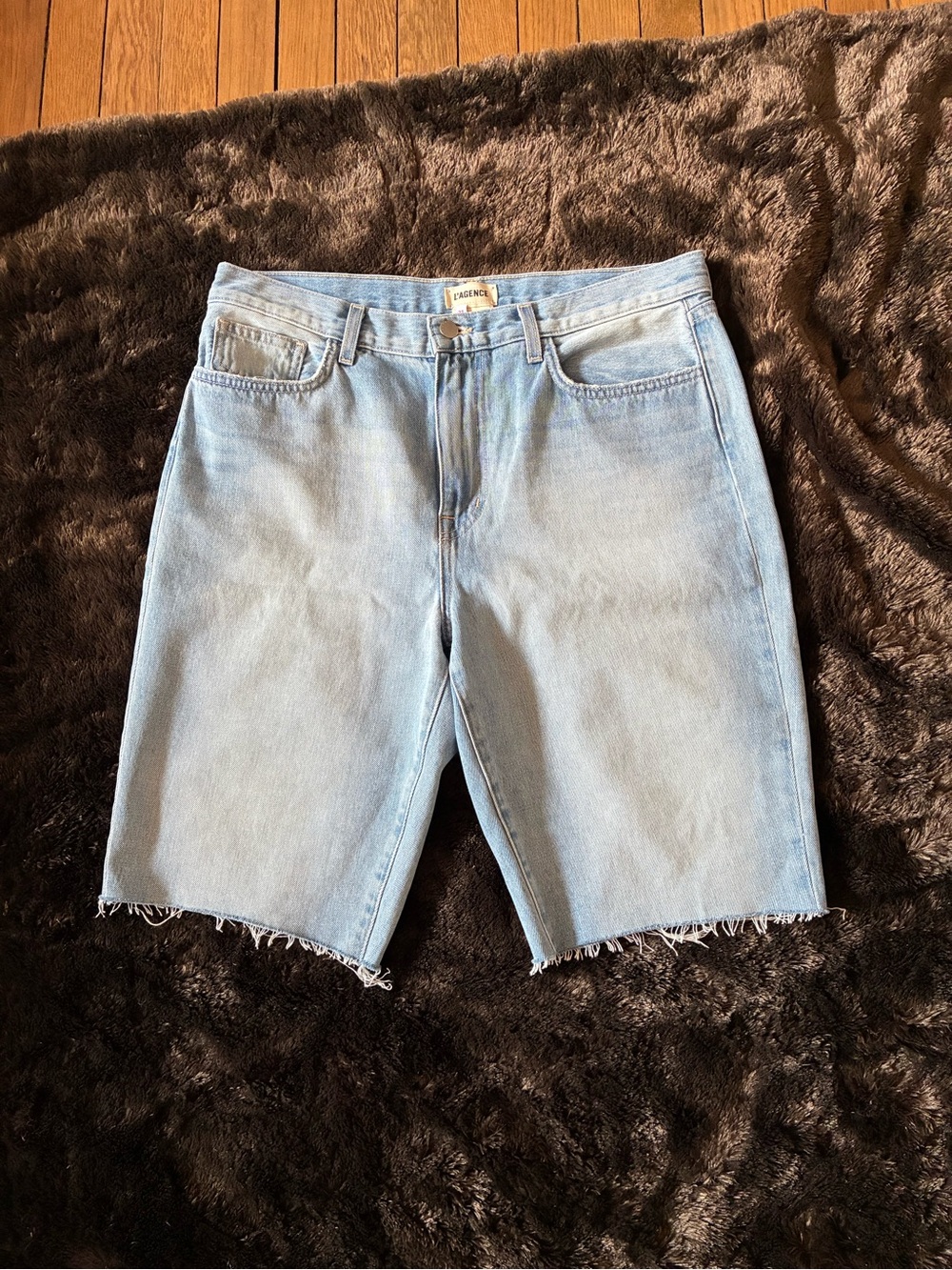L’AGENCE CUT OFF BERMUDA JEAN SHORTS SZ 31